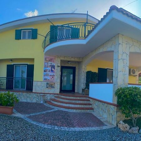 Il Nido Delle Rondini Bed & Breakfast Grottole Eksteriør bilde