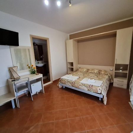 Il Nido Delle Rondini Bed & Breakfast Grottole Eksteriør bilde