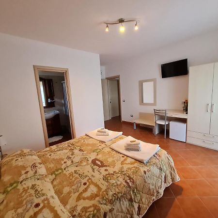 Il Nido Delle Rondini Bed & Breakfast Grottole Eksteriør bilde