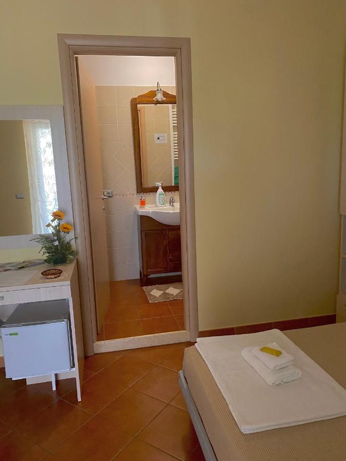 Il Nido Delle Rondini Bed & Breakfast Grottole Eksteriør bilde