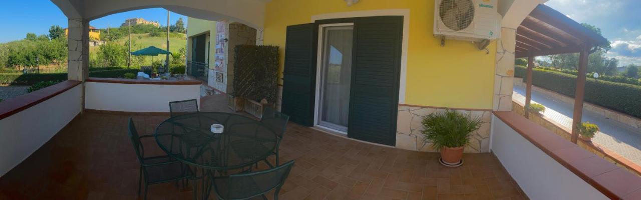 Il Nido Delle Rondini Bed & Breakfast Grottole Eksteriør bilde