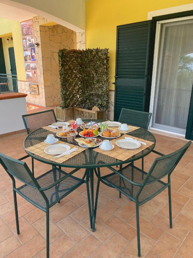 Il Nido Delle Rondini Bed & Breakfast Grottole Eksteriør bilde