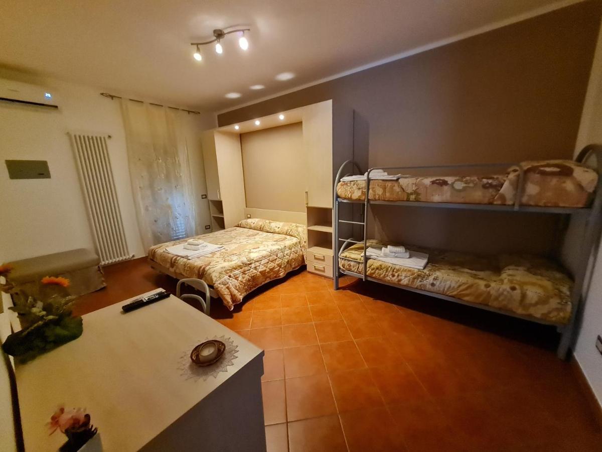 Il Nido Delle Rondini Bed & Breakfast Grottole Eksteriør bilde
