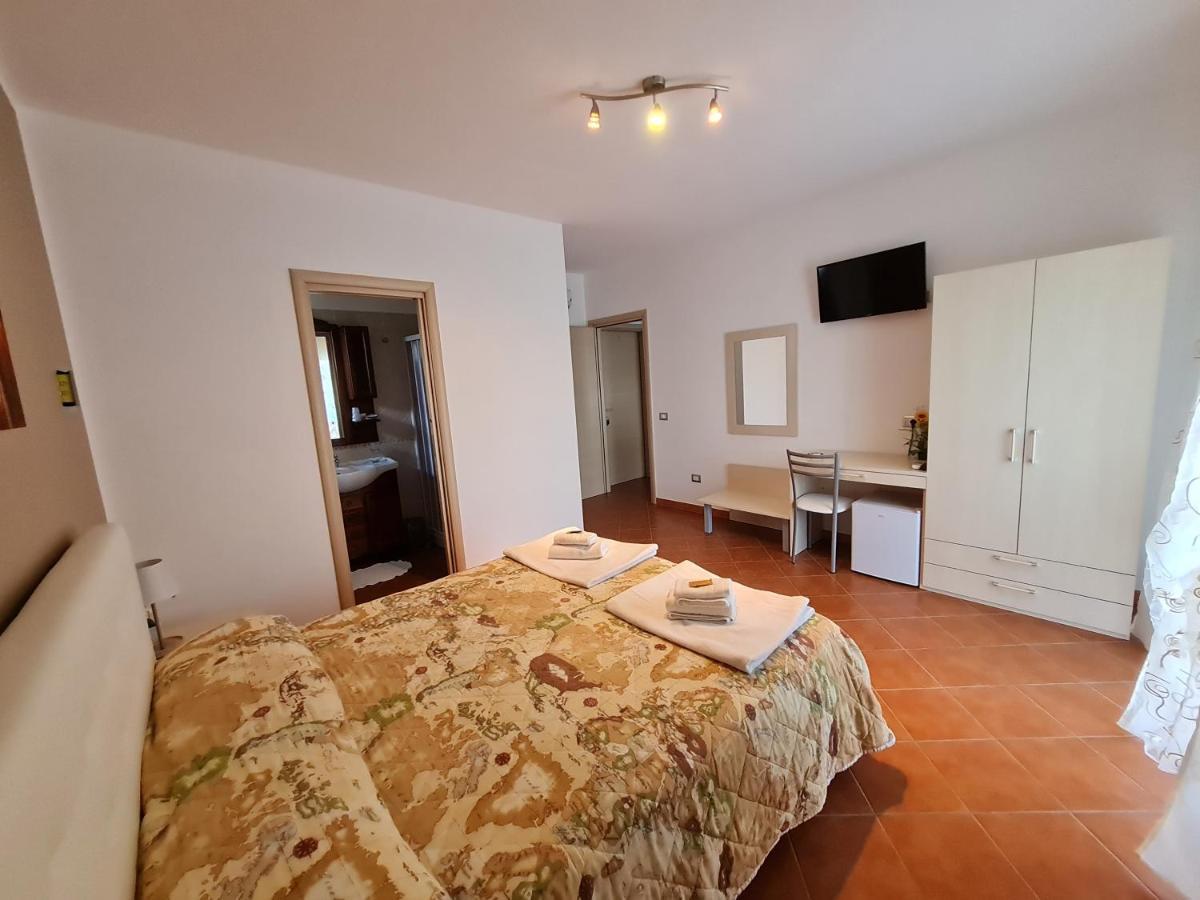 Il Nido Delle Rondini Bed & Breakfast Grottole Eksteriør bilde